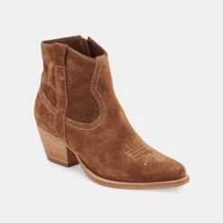 SILMA BOOTIES DK BROWN SUEDE 14 SILMA BOOTIES DK BROWN SUEDE -Fashion Shoe Store DOLCEVITA BOOTIES SILMA DKBROWNSUEDE 01 1 c47a5e46 6b54 49af 9674 10cd58f92429