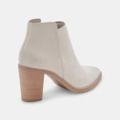 SPADE BOOTIES IVORY NUBUCK -Fashion Shoe Store DOLCEVITA BOOTIES SPADE IVORYNUBUCK 03