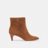 Dolce Vita DEE BOOTIES BROWN SUEDE -Fashion Shoe Store DOLCEVITA BOOTS DEE BROWNSUEDE 02 d604463e b804 4f01 bced 3d9fad1164e4