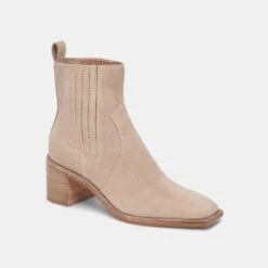Dolce Vita IRNIE BOOTIES TAUPE SUEDE -Fashion Shoe Store DOLCEVITA BOOTS IRNIE TAUPESUEDE 01