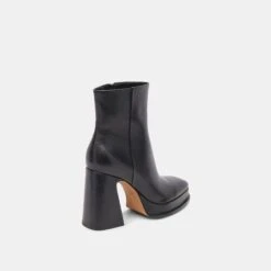 Dolce Vita LOCHLY BOOTS BLACK LEATHER 13 Dolce Vita LOCHLY BOOTS BLACK LEATHER -Fashion Shoe Store DOLCEVITA BOOTS LOCHLY BLACKLEATHER 03