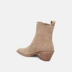 Dolce Vita SENNA BOOTIES ALMOND SUEDE 17 Dolce Vita SENNA BOOTIES ALMOND SUEDE -Fashion Shoe Store DOLCEVITA BOOTS SENNA ALMONDSUEDE 09 775de393 797d 4011 afec 8b33ae2f2b28