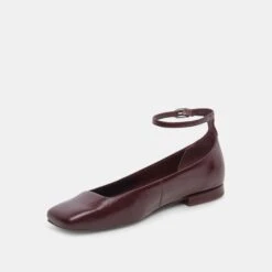 Dolce Vita ASHYA BALLET FLATS WINE CRINKLE PATENT -Fashion Shoe Store DOLCEVITA FLATS ASHYA WINECRINKLEPATENT 08
