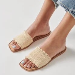 Dolce Vita CANARY SANDALS LT NATURAL RAFFIA -Fashion Shoe Store DOLCEVITA FLATS CANARY LTNATURALRAFFIA ONFOOT 4