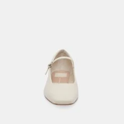 REYES BALLET FLATS IVORY LEATHER 32 REYES BALLET FLATS IVORY LEATHER -Fashion Shoe Store DOLCEVITA FLATS REYES IVORYLEATHER 04