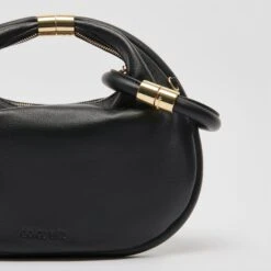 Dolce Vita KEENA CROSSBODY BLACK LEATHER -Fashion Shoe Store DOLCEVITA HANDBAGS KEENA BLACK 4