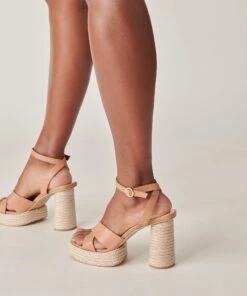 ARLOW HEELS LUGGAGE LEATHER 21 ARLOW HEELS LUGGAGE LEATHER -Fashion Shoe Store DOLCEVITA HEELS ARLOW LUGGAGELEATHER ONFOOT 4