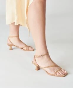 BAYLOR HEELS NATURAL CORK 17 BAYLOR HEELS NATURAL CORK -Fashion Shoe Store DOLCEVITA HEELS BAYLOR NATURALCORK ONFOOT 2