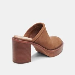Dolce Vita CASTEL HEELS CHESTNUT SUEDE 13 Dolce Vita CASTEL HEELS CHESTNUT SUEDE -Fashion Shoe Store DOLCEVITA HEELS CASTEL CHESTNUTSUEDE 03