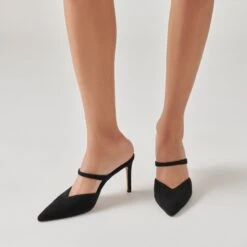 Dolce Vita KANIKA HEELS ONYX SUEDE -Fashion Shoe Store DOLCEVITA HEELS KANIKA ONYXSUEDE ONFOOT 2
