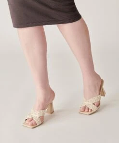 NITRO PEARL HEELS VANILLA RAFFIA -Fashion Shoe Store DOLCEVITA HEELS NITROPEARL VANILLARAFFIA ONFOOT 3