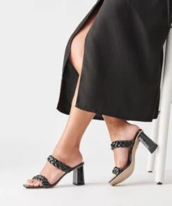 PAILY HEELS MIDNIGHT PATENT STELLA 23 PAILY HEELS MIDNIGHT PATENT STELLA -Fashion Shoe Store DOLCEVITA HEELS PAILY MIDNIGHTPATENTSTELLA ONFOOT 1