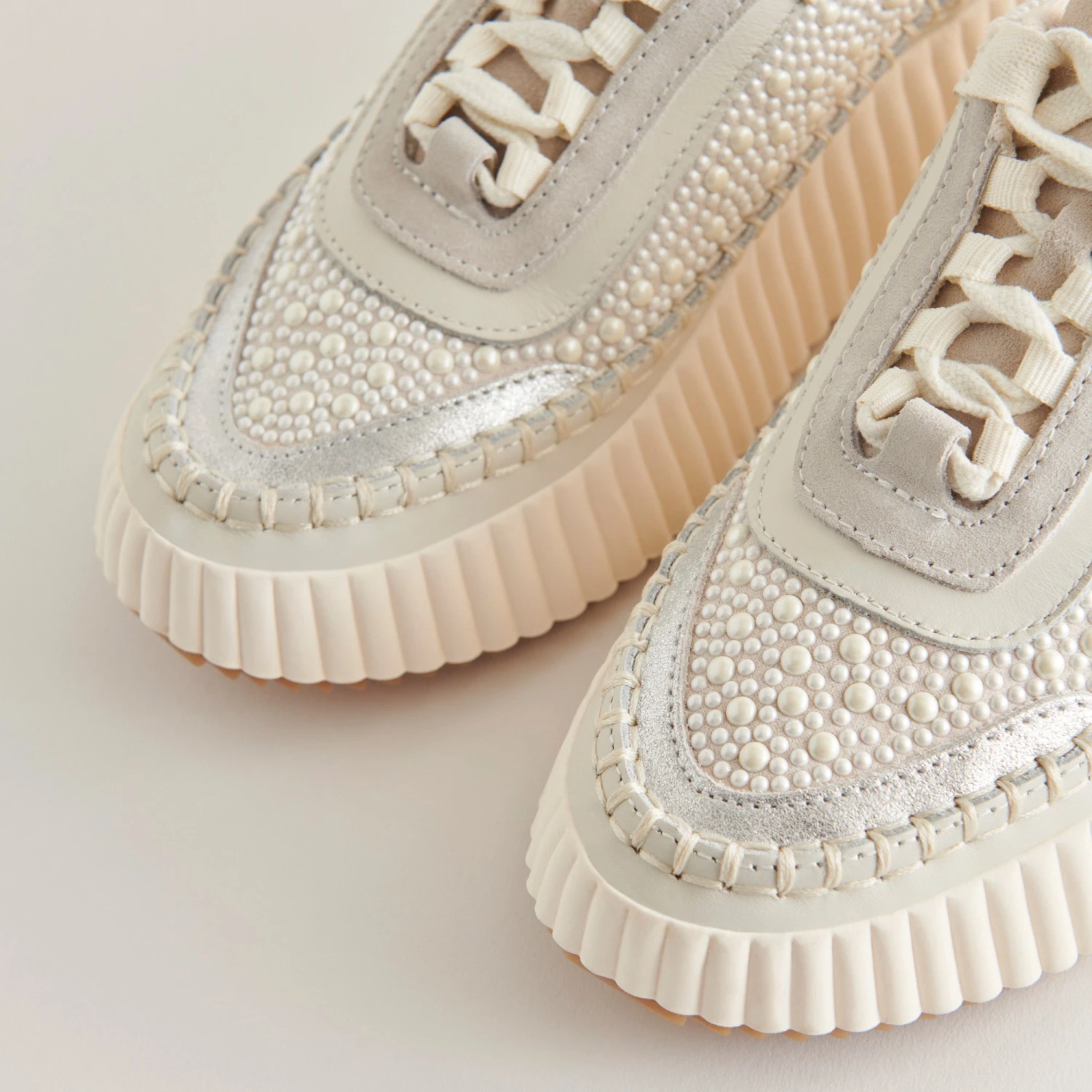 Dolce Vita DOLEN PEARL SNEAKERS VANILLA PEARLS 6 Dolce Vita DOLEN PEARL SNEAKERS VANILLA PEARLS - Image 4