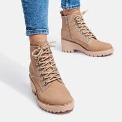 HUEY HIKER BOOTS MUSHROOM NUBUCK -Fashion Shoe Store HUEY HIKER MUSHROOM NUBUCK ON FOOT 1