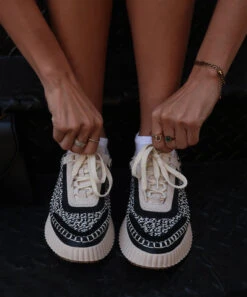 Dolce Vita DOLEN SNEAKERS WHITE BLACK WOVEN -Fashion Shoe Store dol bw 1